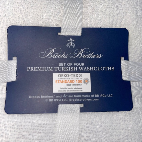 Brooks Brothers set of 4 Premium Turkish White Washcloths New - Picture 2 of 4